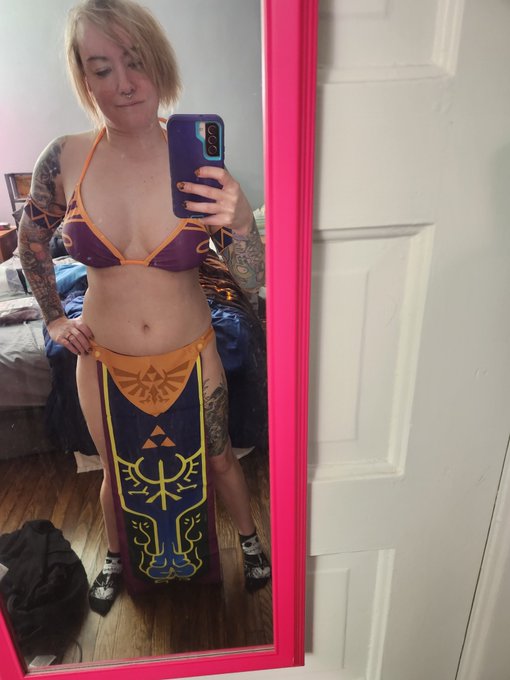 Future cosplay is coming soon, lol. Thank you!! You know who you are 💗 https://t.co/6Kx0SQcH2E<a href="/tag/cosplayer"class="tags"><span>#cosplayer</span></a><a href="/tag/cosplay"class="tags"><span>#cosplay</span></a><a href="/tag/overwatch"class="tags"><span>#overwatch</span></a><a href="/tag/dvacosplay"class="tags"><span>#dvacosplay</span></a><a href="/tag/c"class="tags"><span>#c</span></a>