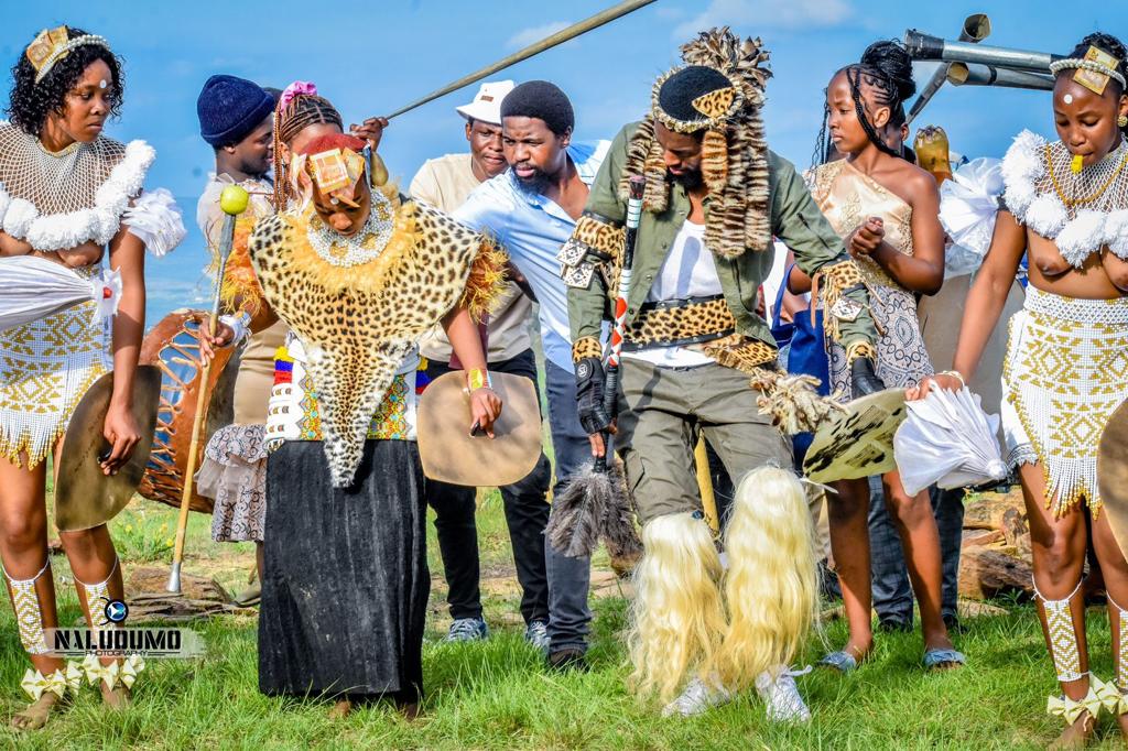 ThusiT92118's tweet photo. #amajongo Kodwa ngiNsizwa ensizweni👏🙌 https://t.co/pWE5hZF09J