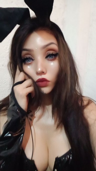 say hi for a free anime nudy https://t.co/0Zj2K3aUH2<a href="/tag/melinamx"class="tags"><span>#melinamx</span></a>