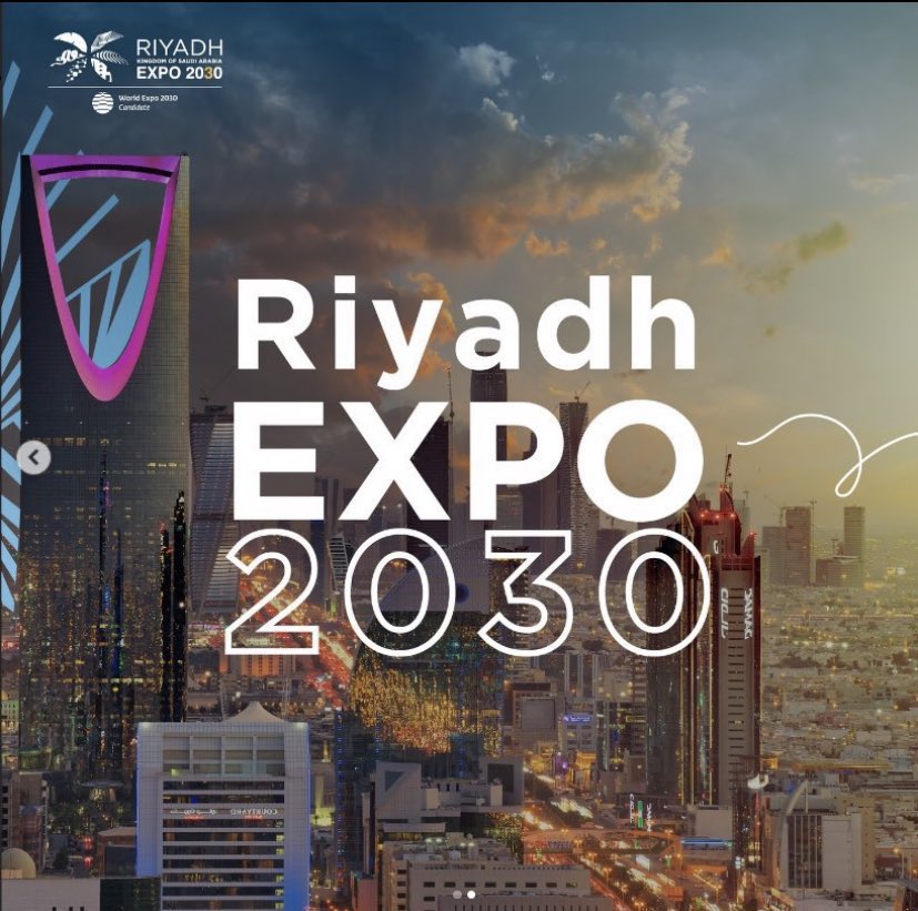 t13t1's tweet photo. مارقى متن السماء شعب سوانا
ولا لمع بين النجوم إلا وطنا
اهلاً بالعالم في عاصمة العالم🇸🇦 

 #فوز_السعوديه
#الرياض_إكسبو2030
#الرياض_اختيار_العالم https://t.co/YoZacf3Qdh