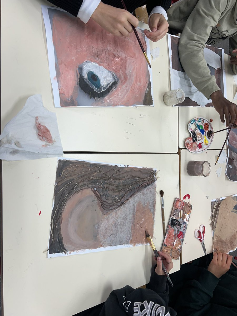 Peinture et matières pour questionner la valeur expressive…
#artsplastiques #cycle4 #pratiqueplastique