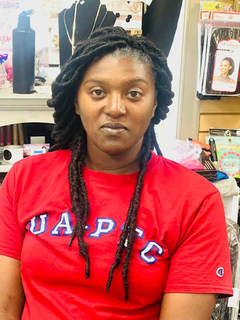 CrownNGloryFam1's tweet image. Our skilled professionals specialize in loc maintenance, providing the care and expertise your beautiful hair deserves. Pamper yourself with a relaxing experience - book an appointment today!

#LocMaintenance #Conway bit.ly/3oXyzvS