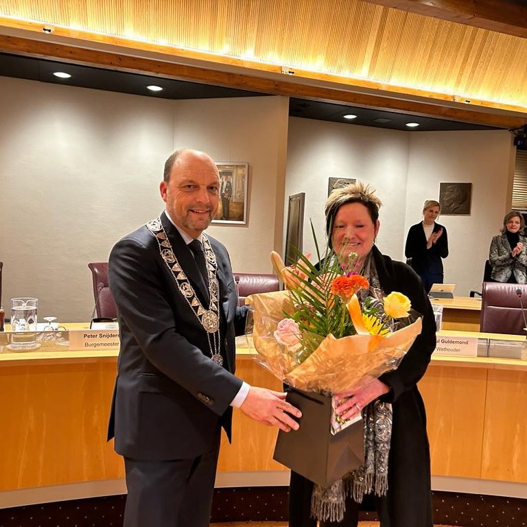 Gisteravond is @HettievAalderen geïnstalleerd als raadslid 🎉