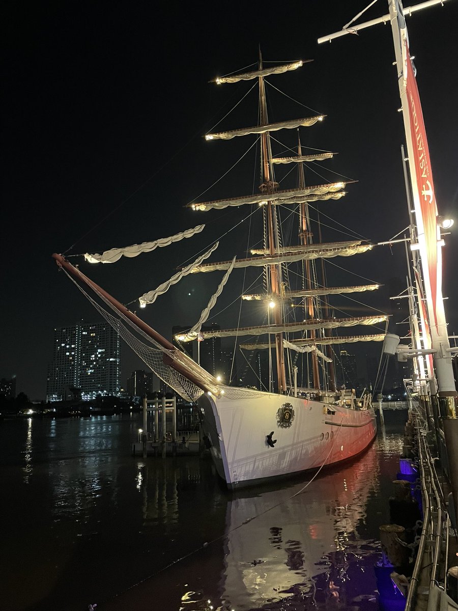 SwRelationship's tweet image. คู่เรา มองหาคู่ไม่แลก หรือ เดี่ยวดูดี นวดได้ คืนนี้ คับ สะดวก บานาน่า จรัญฯ หรือ เรียบด่วนได้คับ ^^ สนใจ DM มาได้เรยคับ 😊😊