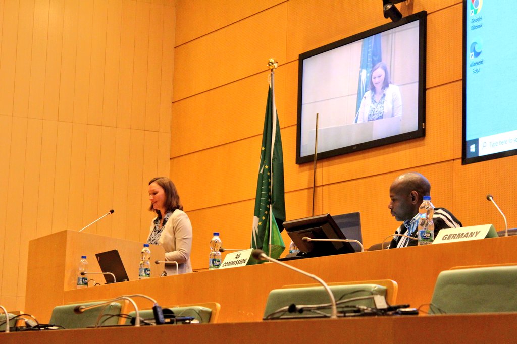 AUC_PAPS's tweet photo. Meeting of Member States Experts to Develop a Common African Position on the 4th Review Conference of United Nations Programme of Action to Prevent,Combat & Eradicate the Illicit Trade in #SmallArms & #LightWeapons (UNPoA) has kicked off today, 28 Nov 2023 at AUHQ, Addis Ababa https://t.co/u6xaUaDC9l