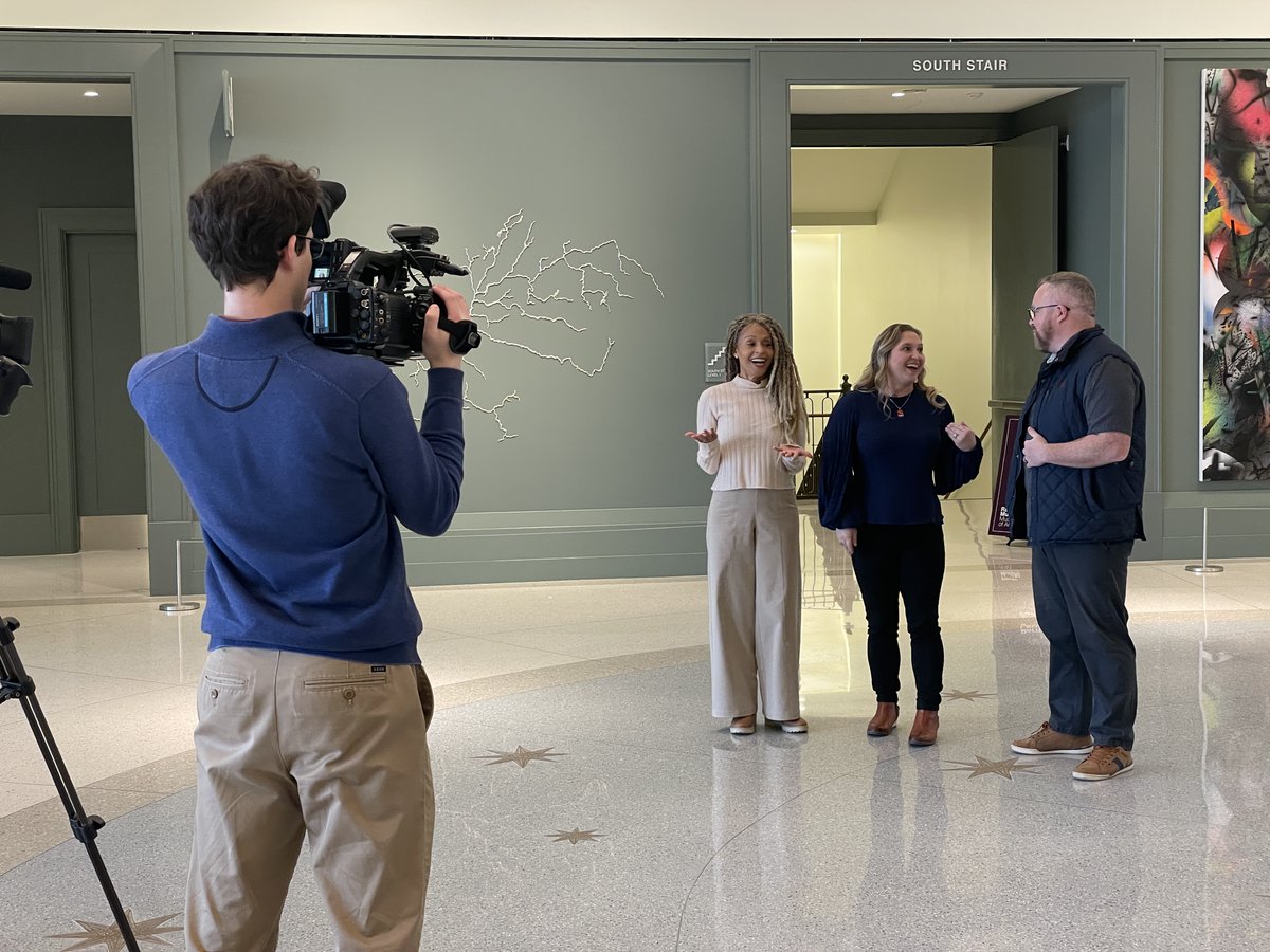 Raclin Murphy Museum of Art (@raclinmurphynd) on Twitter photo Pictured here is the Experiencing Michiana team conducting interviews at the new Raclin Murphy Museum of Art for broadcast on Thursday, December 7 on WNIT TV!! Tune in to see interviews with the director and curators!!
Thank you <a href="/PBSMichianaWNIT/">PBS Michiana - WNIT</a> for the feature!! Pictured here is the Experiencing Michiana team conducting interviews at the new Raclin Murphy Museum of Art for broadcast on Thursday, December 7 on WNIT TV!! Tune in to see interviews with the director and curators!!
Thank you <a href="/PBSMichianaWNIT/">PBS Michiana - WNIT</a> for the feature!!