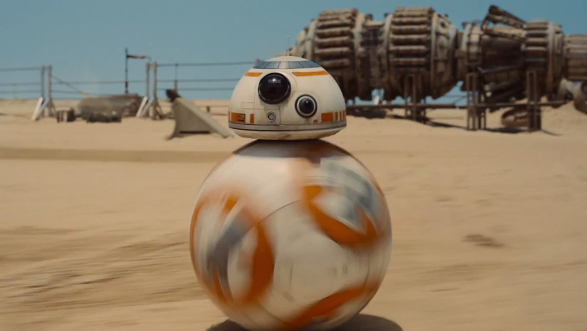cantina1138's tweet photo. Hoy hace 9 años que se lanzó el primer teaser de Episodio VII.

Sentí mucha emoción ante el regreso de la saga que marcó mi vida, mezclado con la expectación de saber por donde iban a tirar.

Aquel sable con guardas, ese droide que giraba, los nuevos troopers.... ¡y el Halcón!. https://t.co/cXLV7wlaCb