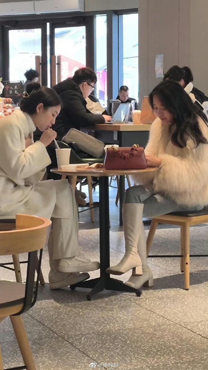 kankanyeye's tweet photo. 低价出售官方正版会员  韩漫永久会员
糖心，葫芦娃，91视频，色中色，杏吧，69萝莉😍
全网资源网站
售后一直在哦
#草莓 #麻豆 #91次元 #糖心Vlog  #糖心 #69萝莉 #51漫画 #萝莉社 #香蕉视频 #鱿鱼视频 #汁乎 #泡芙 #秀色 #蜜桃 #色中色 #迷妹 #内涵 #抖阴 #91视频 #颜色 #杏吧 https://t.co/kEPZb5hbTa