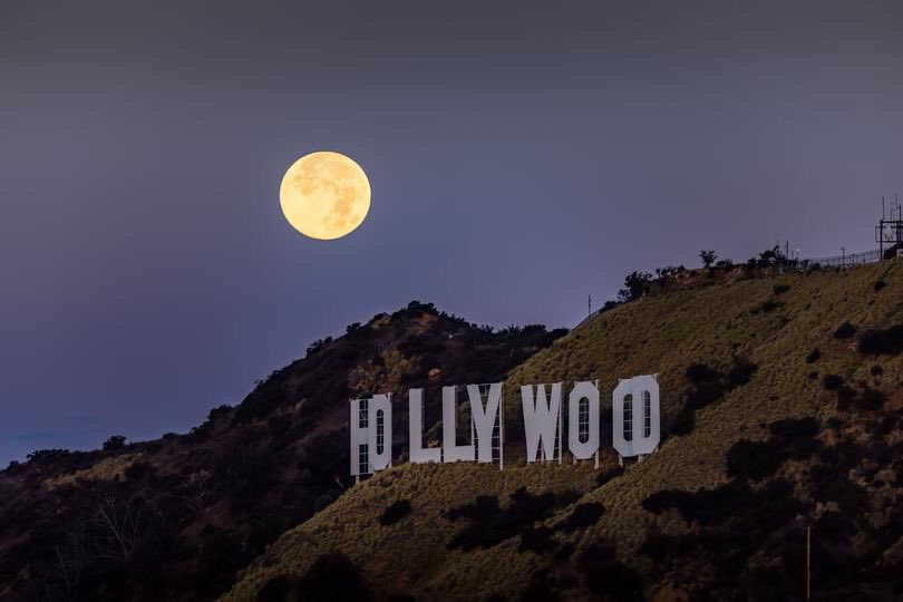 hllywdsigntrust's tweet photo. Chasing dreams under the Hollywood moonlight 🌕✨
Looking for the best ways to view the Sign? Go to our website to find our favorite views and hikes: https://t.co/ztoQzgxQyu
📸 @RyanTorresPhoto
#iconicview #hollywoodsign #lahikes #hiking #moon https://t.co/nA6Jg5xSUH