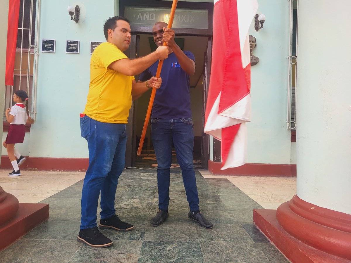YagenPomares's tweet photo. Se realiza en el @HPUPaquitoGzle1 el Acto de Abanderamiento de la Delegacion de #Cienfuegos a la Asamblea Provincial por el 12 Congreso de la UJC. 
#CienfuegosXMásVictorias https://t.co/uHWzcIsgxv