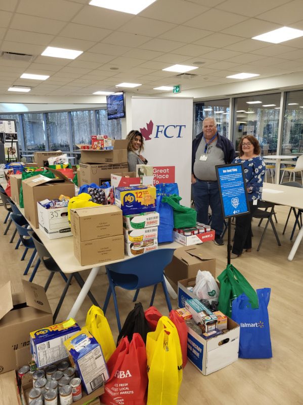 LivingRockHamON's tweet photo. Thank you @fct_canada for hosting a food drive for Living Rock on this #givingtuesday. 

Your continued support and partnership is making a tangible impact in the lives of youth that we serve. Thank you! #hamontyouth #hamont #GivingTuesday https://t.co/OWkLWP278h