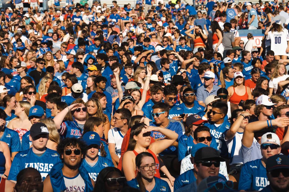 Legends of Kansas tweet media