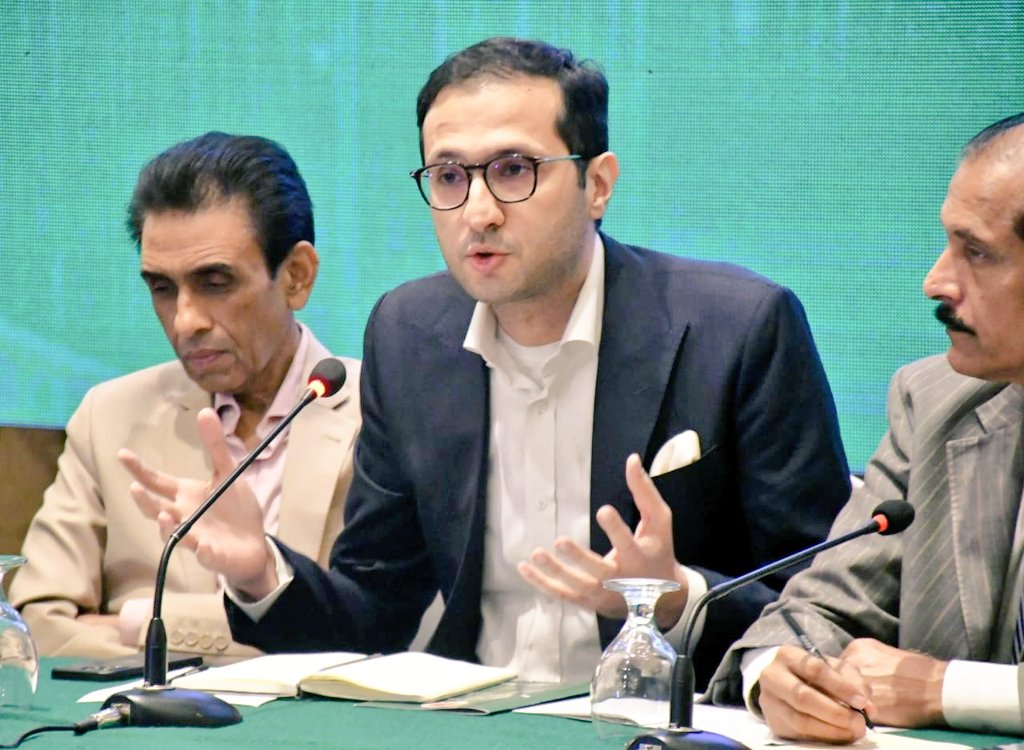 UmairIslamMemon's tweet photo. صوبائی حکومت سے لوکل گورنمنٹ کا اختیار لے لینا چاہیے 

اس نظام کے اصل اسٹیک ہولڈرز کونسلرز ہوتے ہیں۔ 

بہت ساری ٹکنیکل چیزوں پر ہم نے کام کیا ہے.
@AhmadIqbalCh

#PMLN
#KhudMukhtarZilaMazbootPakistan https://t.co/BbfscNVfEx