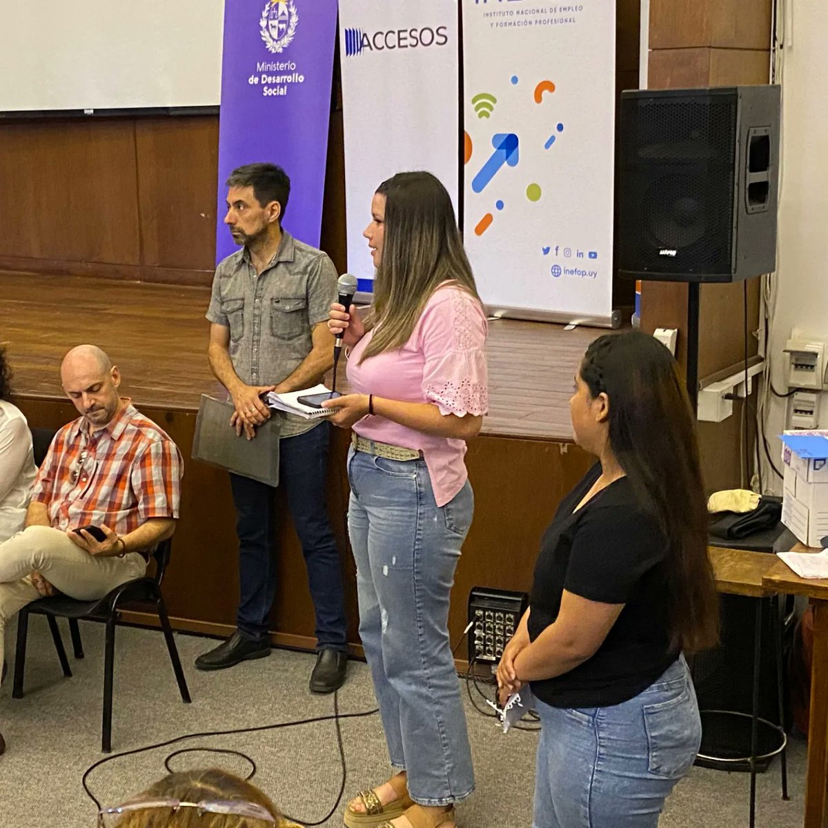 juananmac's tweet photo. Esta mañana realizamos el cierre del programa Accesos 2023.
Un programa que sigue dignificando a cientos de Uruguayos y que contribuye al desarrollo personal.
¡No solo no se da a un Uruguayo por perdido sino que se le ayuda a crecer! https://t.co/IyFTb2v1jN