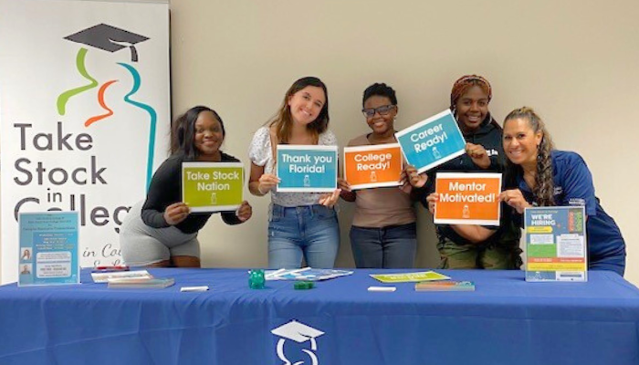 Take Stock in College tweet media