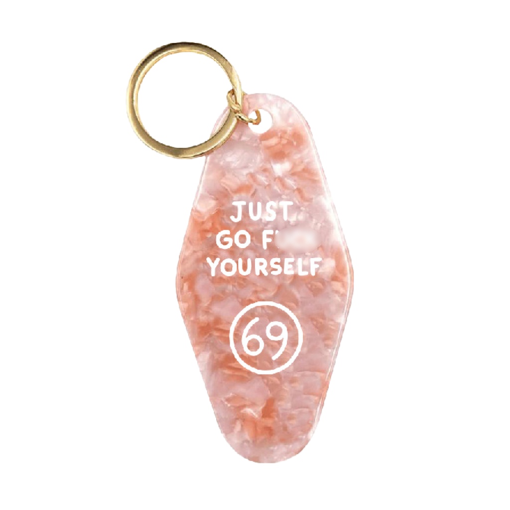 DudesFactory's tweet photo. Secret Santa time? 🎅 Explore budget-friendly gift ideas that won't empty your wallet but might elevate your gifting game. Because what says 'I care' more than a thoughtful present? Well, maybe one that adds a touch of SNGAF. #GiftGenius 

Get the goods: https://t.co/d97DgPE4qC https://t.co/sBKnCNCGNU