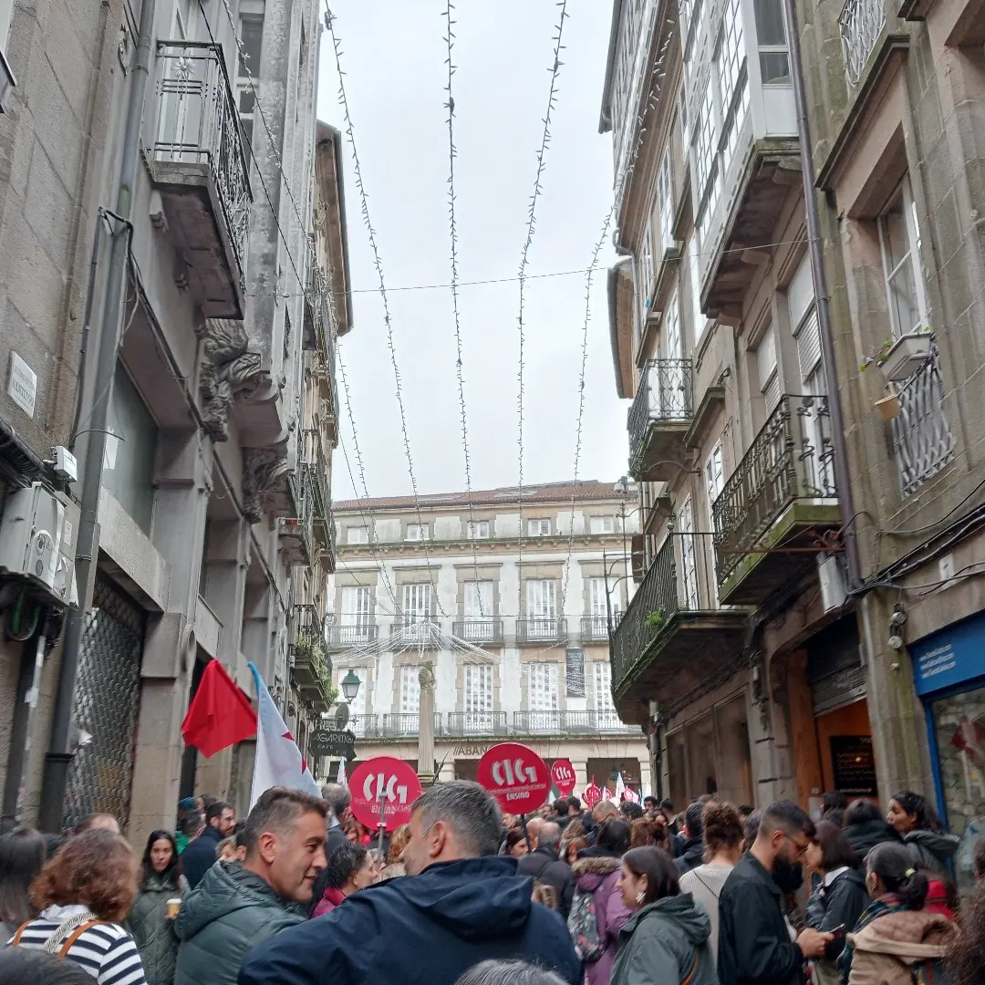 Quentando motores. O profesorado non se vende!