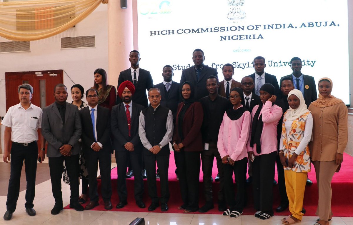 On 28 Nov 2023, HCI, Abuja, organized an interactive session on bilateral relations and diplomacy with students and faculty members of Skyline University, Nigeria.

@MEAIndia 
@IndianDiplomacy 
@NigeriaMFA 
@SkylineUNigeria