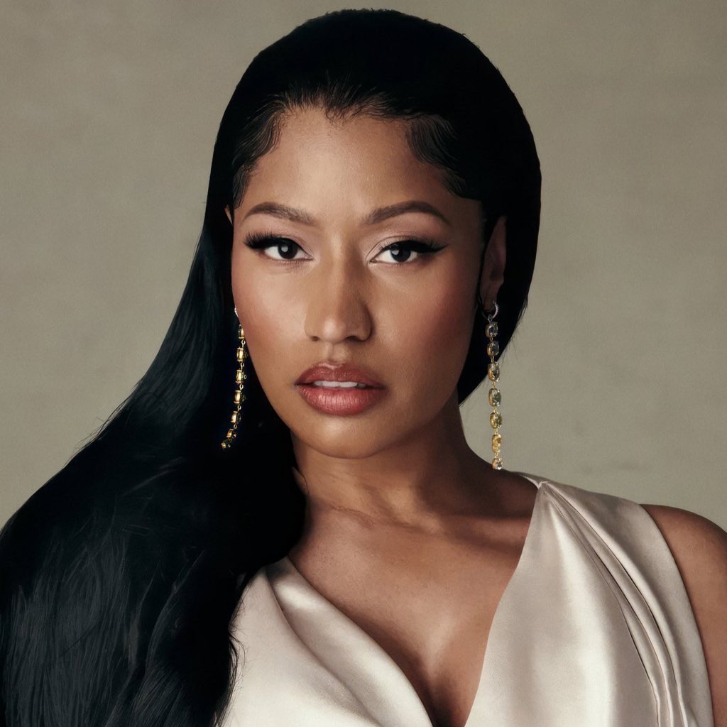 BKLYNBarbiana's tweet photo. THIS MUG IS VICIOUS 🥵 #TheeQUEEN https://t.co/Fs6Oi7edCg