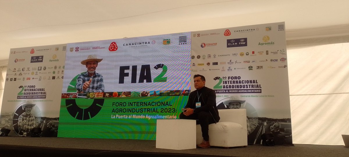 EvidenciaLa's tweet photo. 2° Foro Internacional Agroindustrial 2023 #FIA2 participación del Dr. Ricardo Moisés González Reza @UNAM_MX conferencia Conservación de Alimentos por Remoción de Agua @CANACINTRAMex @CdeAbastoCDMX @SedecoCDMX
@Nakachi_Mx @jvgilescas https://t.co/iSdF4TyAL9