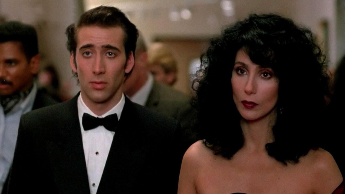🌕 Ein Feuerwerk der Gefühle knallt zwischen #Cher und #NicolasCage.

#Mondsüchtig (1987) läuft bei @AmazonFreevee: amazon.de/gp/video/detai…