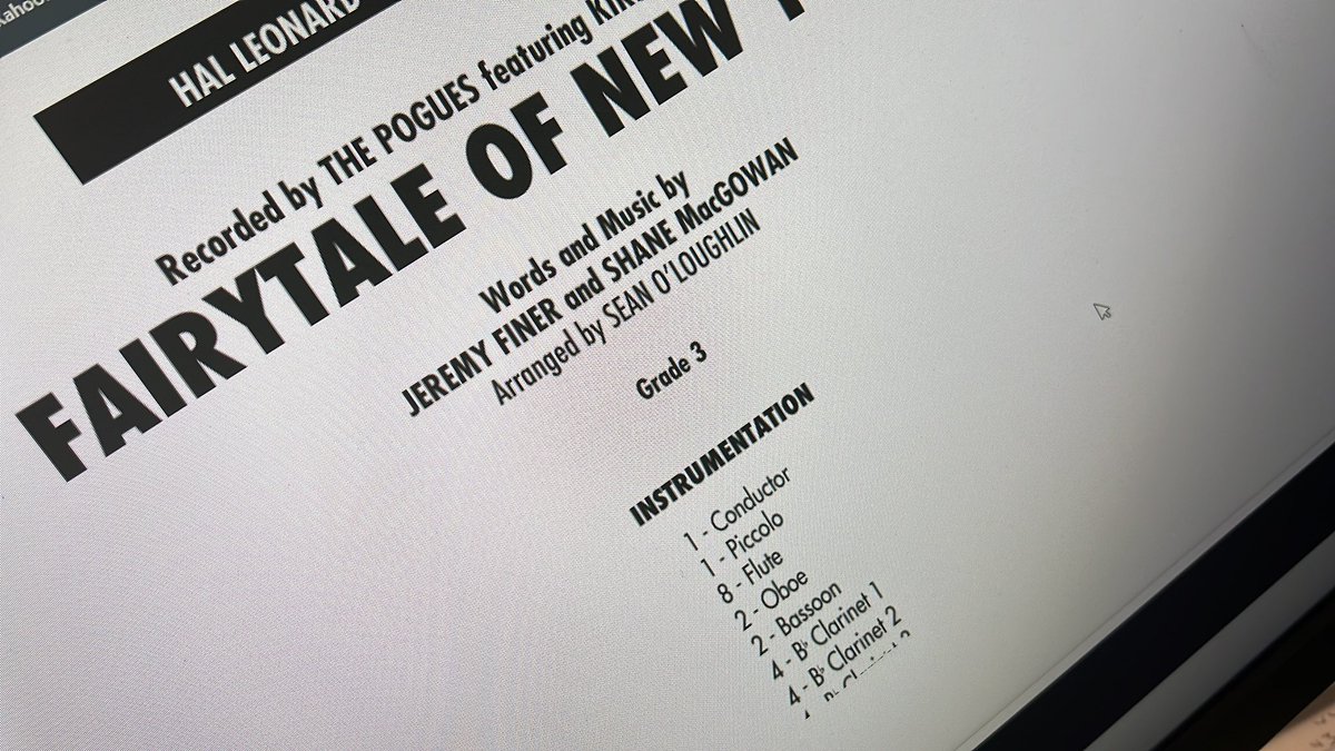 When the new Philly Special Christmas album inspires you to call an audible…Fairytale of Philadelphia on stage at our Glorious Sounds of the Season on 12/14.  <a href="/JasonKelce/">Jason Kelce</a> and <a href="/tkelce/">Travis Kelce</a>(and the rest of the Eagles) thanks for supporting great causes in Philly!