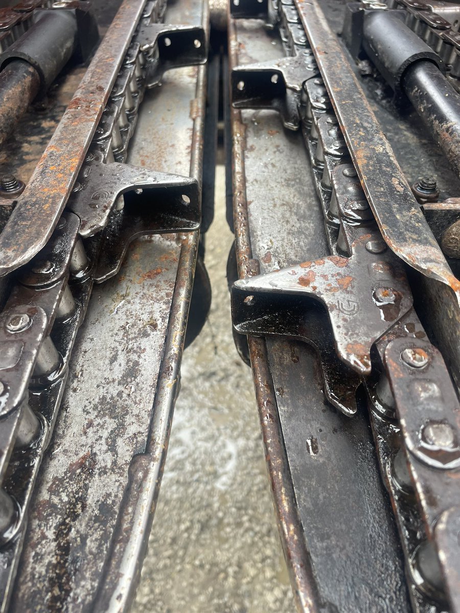 Only reason for selling is we purchased a 12 row Geringhoff head. Asking $34,500 OBO it’s almost the end of the year so help yourself with the tax man. please feel free to DM me with any other questions you may have! #AgX #ForSale #AgTwitter