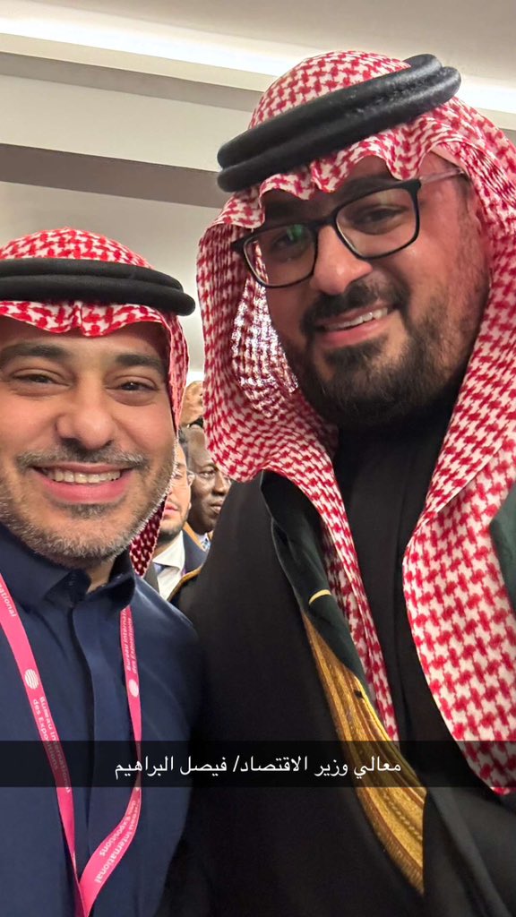 farooi's tweet photo. مباشر من باريس 🇫🇷
والفرحة بفوز الرياض باستضافة إكسبو ٢٠٣٠ 🇸🇦

#الرياض_اختيار_العالم 
#RiyadhExpo2030 https://t.co/QYm9Uxo4Lj