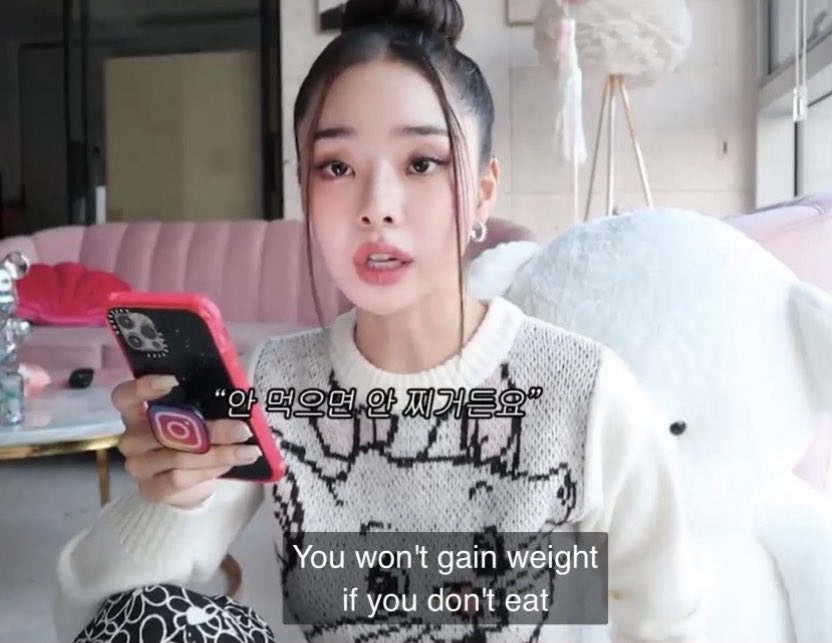 _mina_ley's tweet photo. Cleaning my gallery from random ed content 🧵 https://t.co/ZSg3lX8znJ