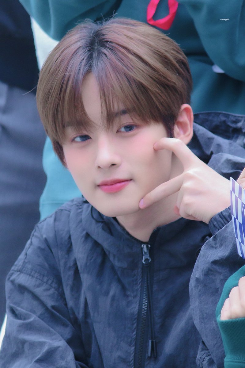 231019 음중 미니토크

조아하는 원호의 날 ₍ ..̮ ₎ ⁽ ˙˙̮ ⁾₍ ..̮ ₎ ⁽ ˙˙̮ ⁾

#유나이트 #우노