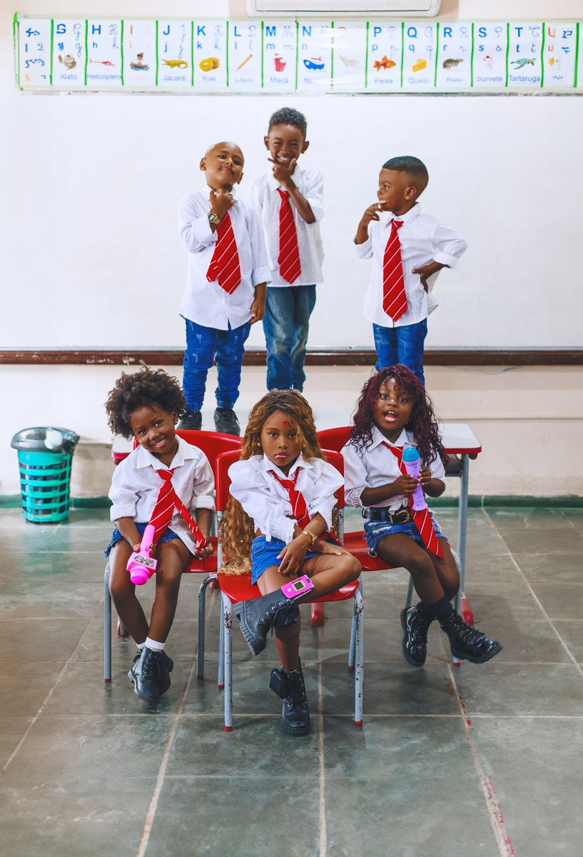 rbdmaniaco's tweet photo. O PODER DA DIVERSIDADE!! Que lindeza!  Crianças negras fazem uma sessão de fotos homenageando o grupo RBD.

Aos olhos do fotógrafo 📸@Rwalkers https://t.co/ntxoYRGIcX