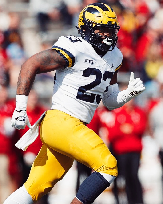 PFF_College's tweet photo. Highest graded Big Ten Linebacker this season:

〽️ Michael Barrett, Michigan: 89.8 https://t.co/5AbrAoJBDs