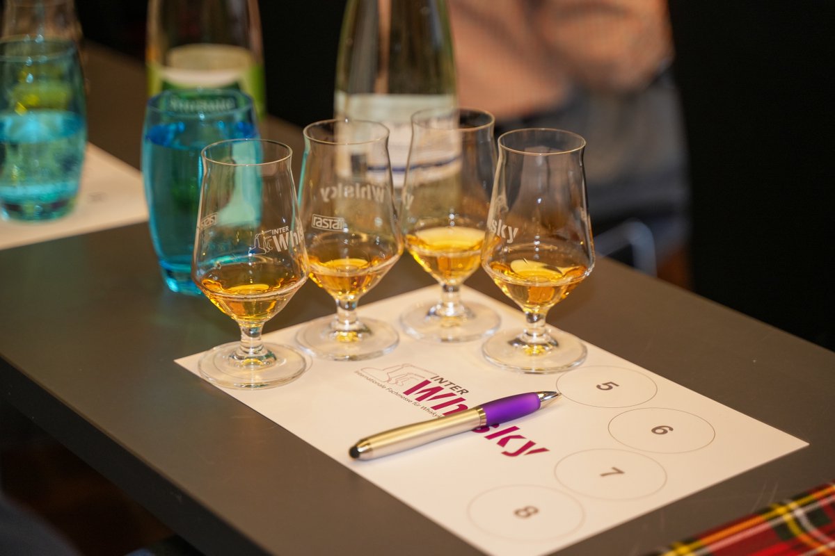 Boanndistillery's tweet photo. Last weekend #boanndistillery distiller, Seán Gibney went to Frankfurt to spread the good whistling word of @whistlerwhiskey at #InterWhisky 🥃
Thanks to everyone who came along for a taste of #TheWhistlerIrishWhiskey & to the team at #kammerkirsch for helping spread the word! https://t.co/f8bemnHSgR