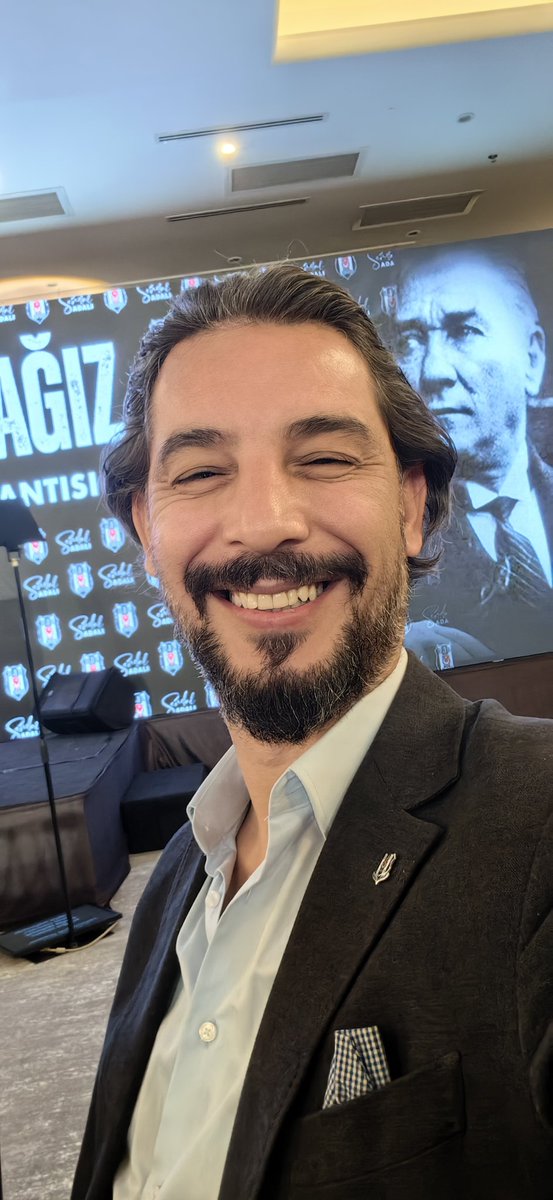 BoyogluDeniz's tweet photo. Nerdeyim 🦅🤗

Bilene Tekirdağ köfte + Tekirdağ Rakı. https://t.co/KhwDXEzH3k