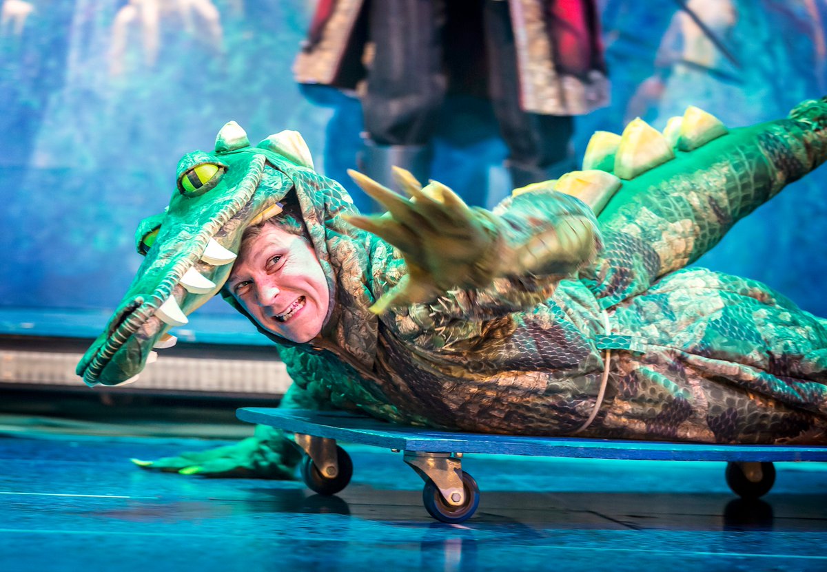 Kennywaxprods's tweet photo. With faith, trust & fairy dust we've made some new photos appear! β¨Join our @pangoeswrong West End cast in London this Christmas! But be quick and SNAP SNAP up your tickets! Must end 14 Jan 2024.
πΈ: @peachyraith
#PeterPanGoesWrong #GoesWrong #Theatre #Comedy #WestEnd https://t.co/XvN5Rim5I0
