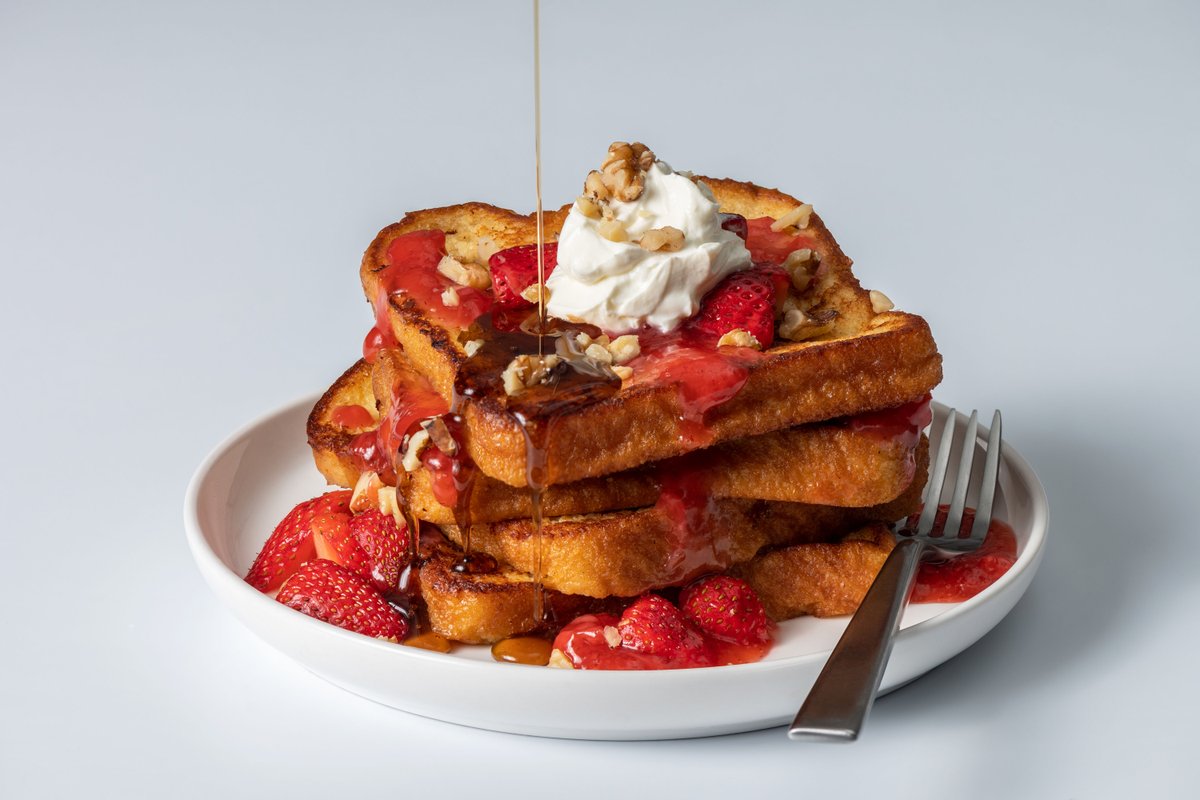 Breakfast for lunch or breakfast for dinner? Any excuse to have french toast made with #SchmidtOldTyme Potato Bread on #NationalFrenchToastDay 😋 Tag us in your photos for a chance to be featured on our page 📸