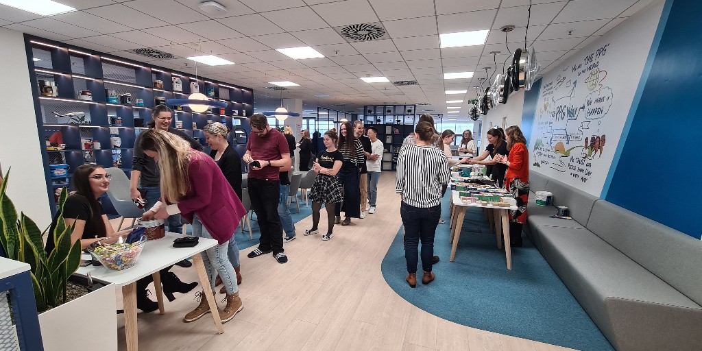 We are celebrating #GivingTuesday, the global movement that encourages people and organizations to donate to causes important to their communities.

Our employees participated for the seventh year in a row, organizing fundraising activities. 

#PPGproud