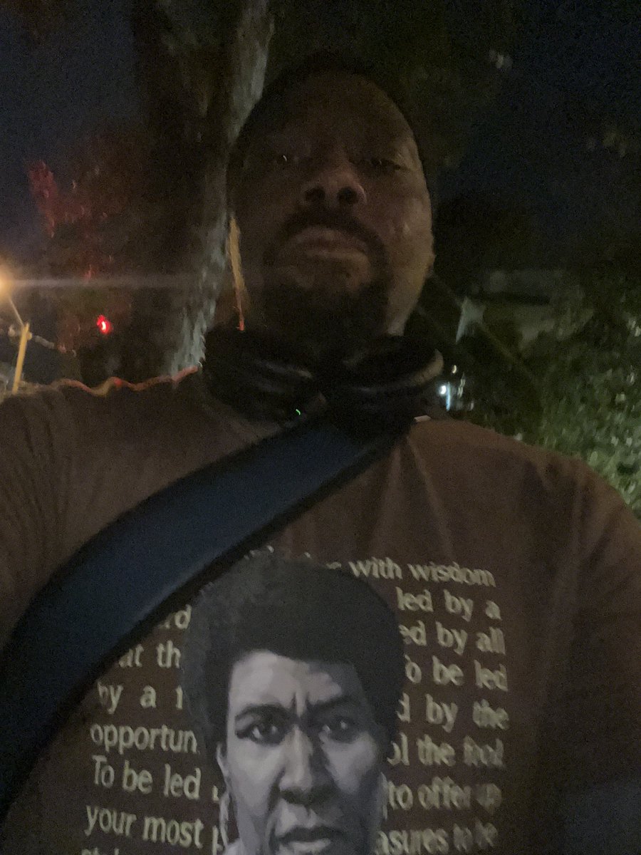 SuccessMinded's tweet photo. @karenhunter Always representing Global Majority https://t.co/BdxdN0Pn0O