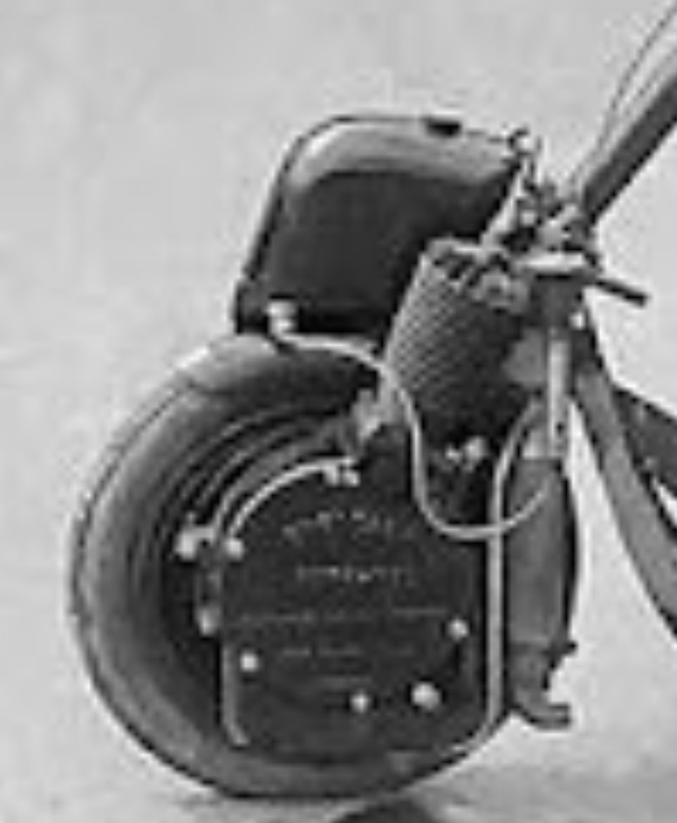 MuellerEberstei's tweet photo. @HistoryInPics These were not electric but gasoline powered https://t.co/4zadz4EDUu