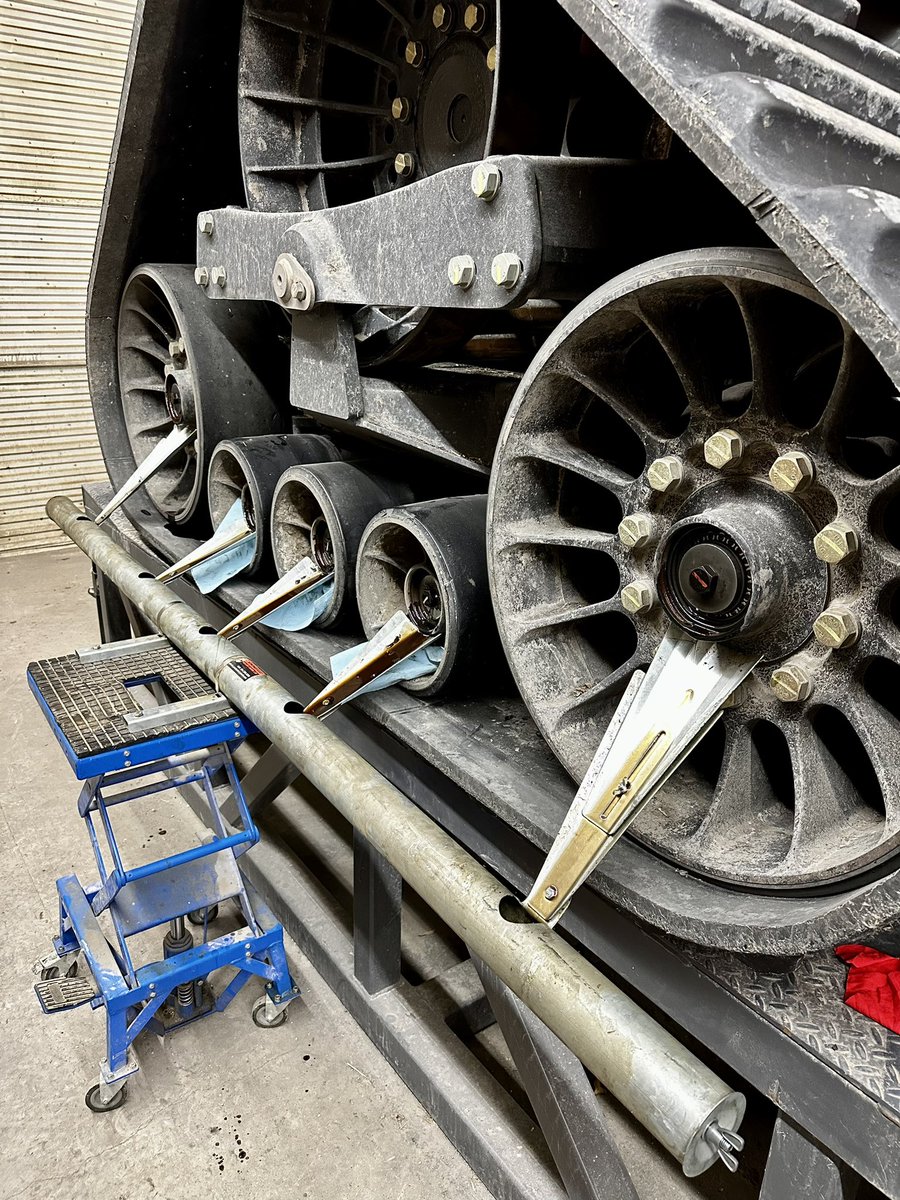 lmasse729's tweet image. Work smarter not harder with a @SpringfieldPro3  PipeDrain