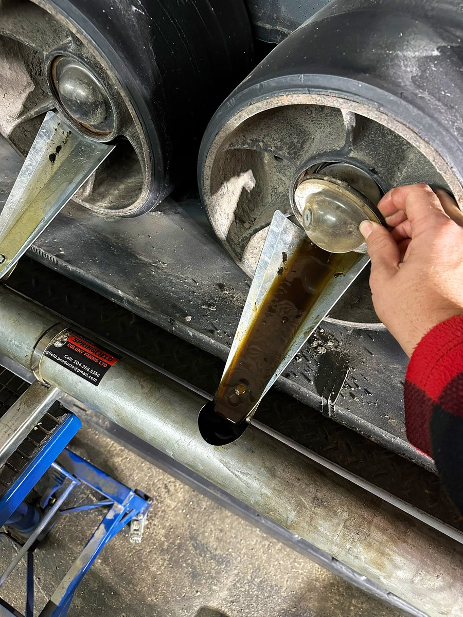 lmasse729's tweet image. Work smarter not harder with a @SpringfieldPro3  PipeDrain