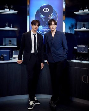 OxAbbot_NFT's tweet photo. We were like inevitable twins who would never be brought down by anything. With the charm absorbed by darkness of clothes, we can still express all our beauty with Dior Sauvage. https://t.co/JMVIYHbe7G