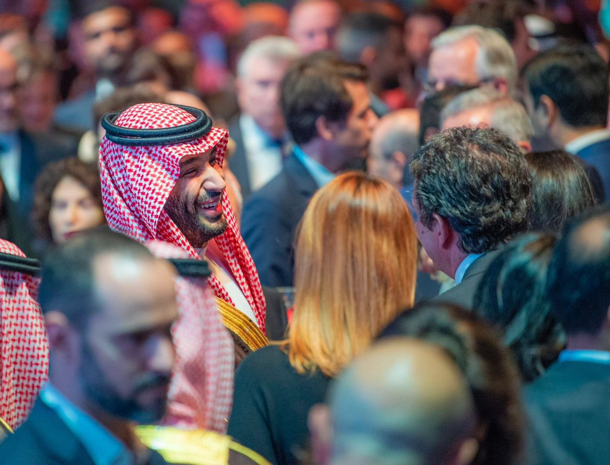 مثل ماقالها سيدي ولي العهد عراب الرؤية "دائما ما تبدأ قصص النجاح برؤية".

بعون الله قصص النجاح لن تتوقف 🇸🇦

#المستحيل_ليس_سعودي
#RiyadhExpo2030