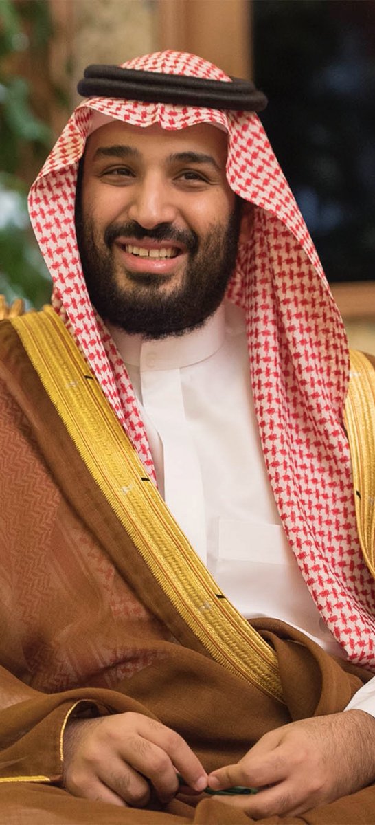 الفعل فعلك فانهض أيها البطل
وافرد جناحيك  أنت العز  والأمل 

والشعب أعلن بالإيمان  لحمته
محمدٌ  سر  بنا  للمجد  نحتفل 

واضرب عدوك لا نخشى عواقبها
والجند حولك  لاخوف  ولا ملل

إن كنت في  الأرض تمشي في مناكبها
فالنفس  موقعها يا سيدي زُحل

 #فوز_السعوديه
#السعودية