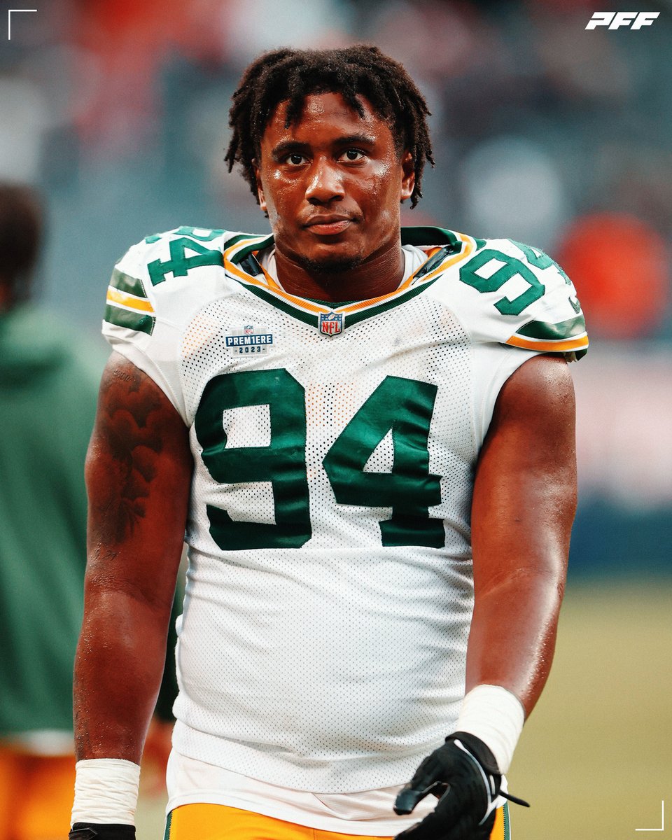 Karl Brooks: highest-graded DI in the NFL for week 12 (91.5) 😤