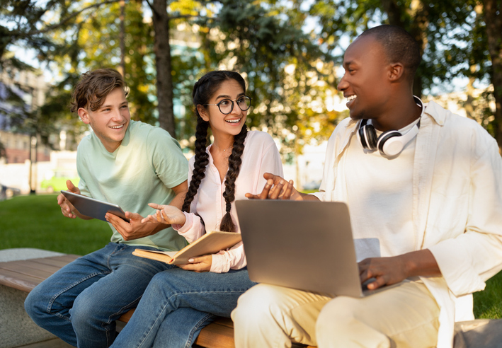 RepDannyDavis's tweet photo. I am introducing legislation called "Technology in the Parks." 
1. Free access to the internet at every public local park
2. Public Access to Computers and equipment at every local park
3. Free technology training at every park.
Retweet or forward if you support this legislation https://t.co/QBSnwNapMD