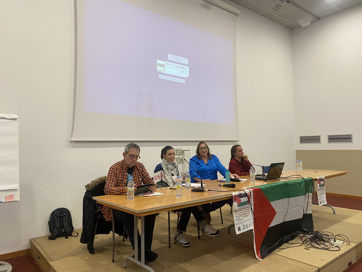 EspacioEnc's tweet photo. Estamos a punto de empezar nuestro acto en solidaridad con Palestina y presentando nuestra nueva asociación. #Palestina #Rivas https://t.co/VguMpwrLQb