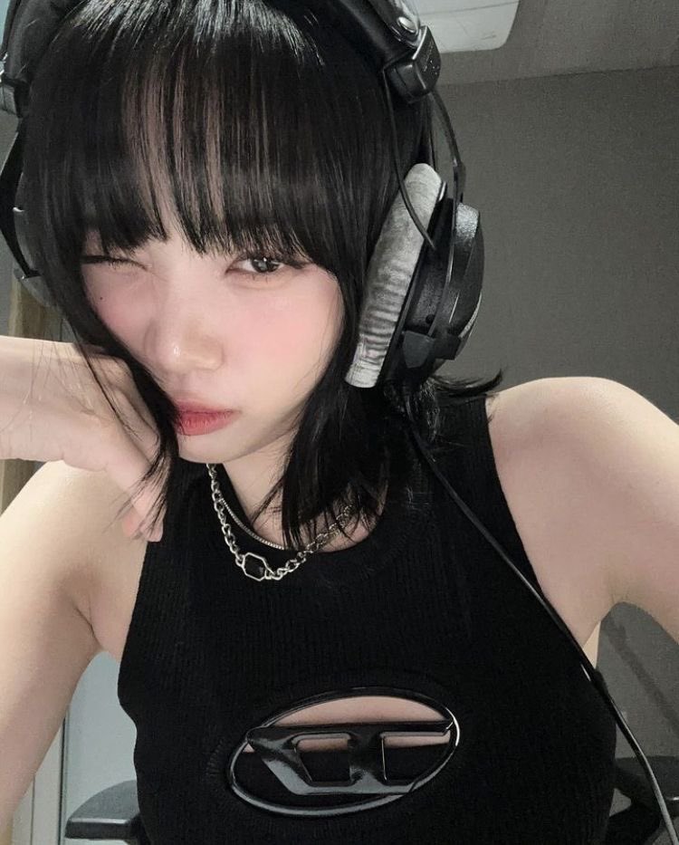 chel⁷ KATSEYEIS6 tweet media