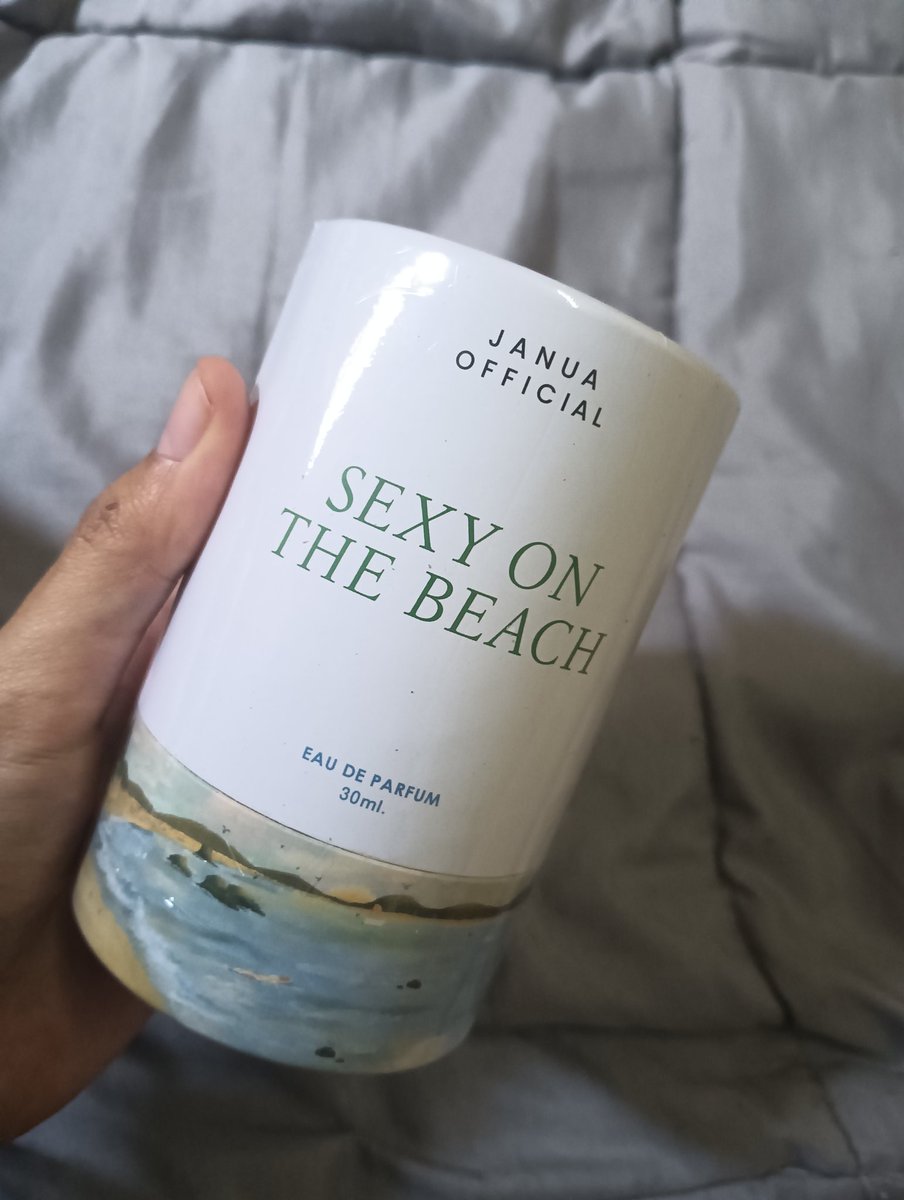 Kunraya14's tweet photo. ส่งต่อน้ำหอมแจนยัว ซื้อมาได้1อาทิตย์ กลิ่นsexsy on the beach หอมดีมากกลิ่นไม่ฉุนไป เหลือกว่า97% กล่องครบ
119รส.เอกชนให้เลยงับ #ส่งต่อเสื้อผ้า #ส่งต่อเครื่องสําอาง #ส่งต่อน้ำหอม #ส่งต่อสกินแคร์ #ส่งต่อเสื้อผ้ามือ2 https://t.co/BS7LlY92Pr