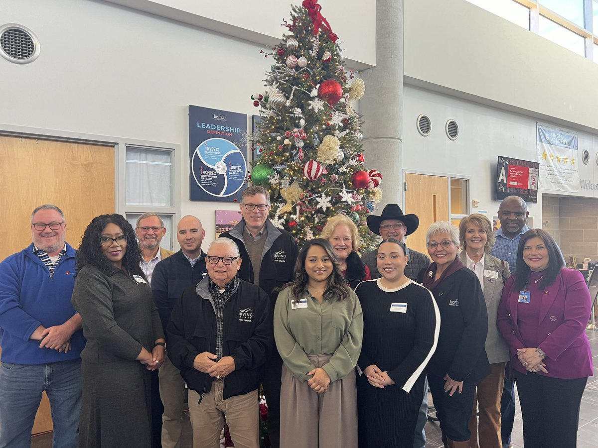 IrvingISD's tweet photo. Today #myIrvingISD hosted the inaugural Community Connection 🤝 event, bringing together District leaders, city officials and chamber representatives. We look forward to the future of @thecityofirving! 🤩

View the full photo album 👉 https://t.co/kRAHFketRi 

#IISDReimagined https://t.co/LmAIv0N4VD